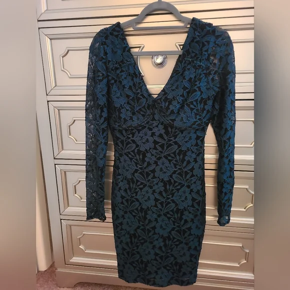 Guess | Dresses | Guess Brand Ladies Emerald Green Lace Dress | Poshmark